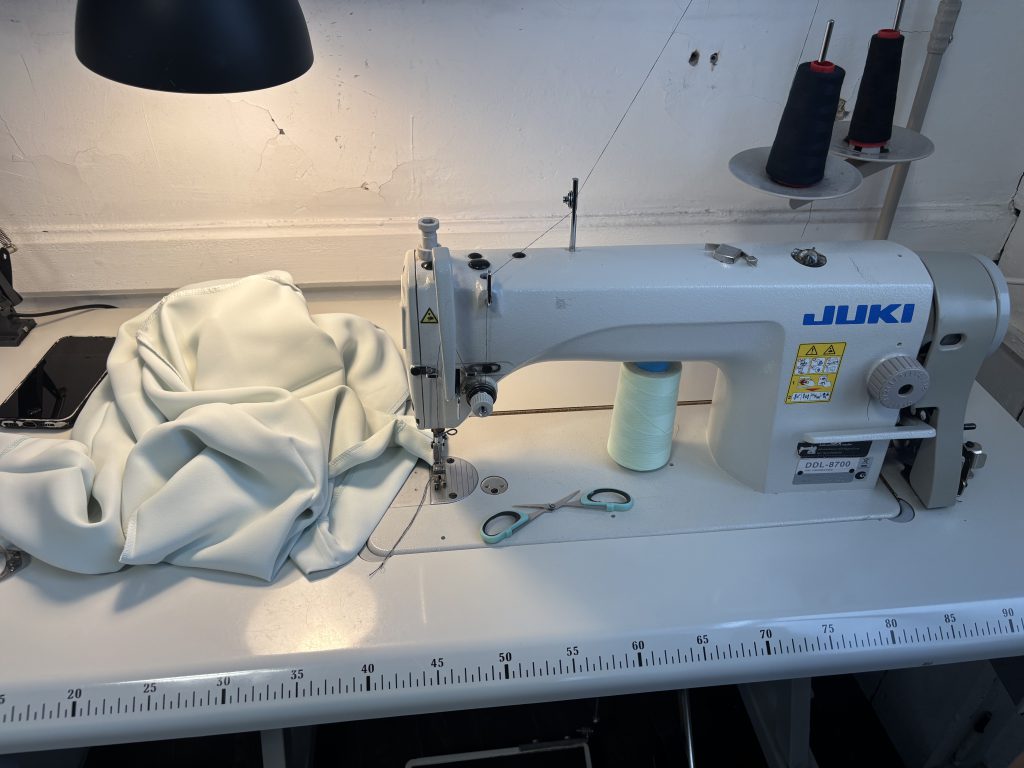 Machine à coudre - Atelier couture insertion lille