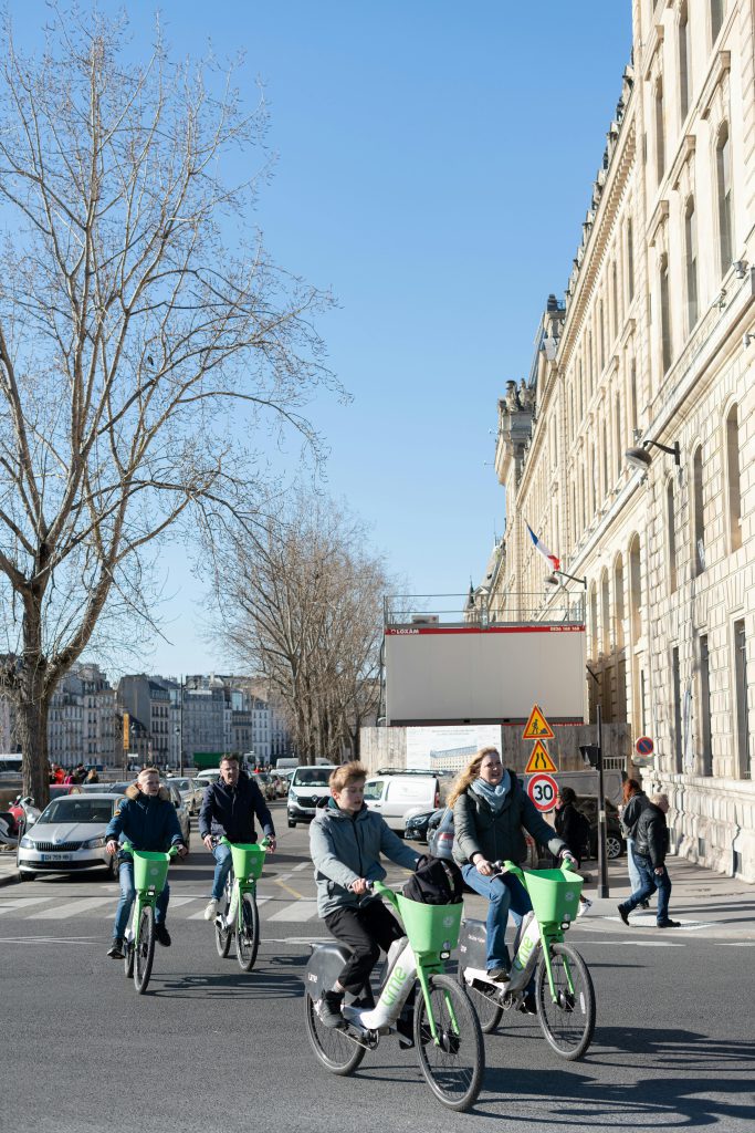 Apprentissage du vélo en ville dans le cadre du partenariat Véloégaux
